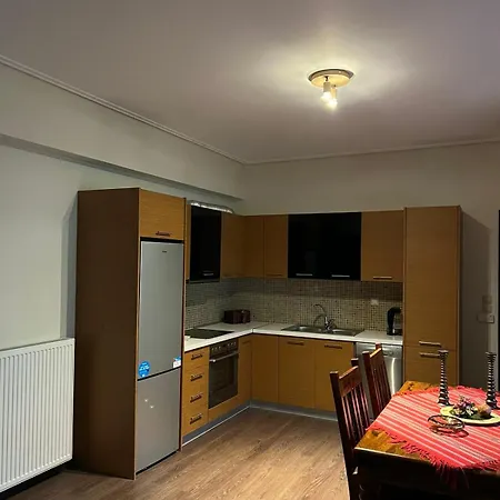 Mountain House Holiday home Eptalofos